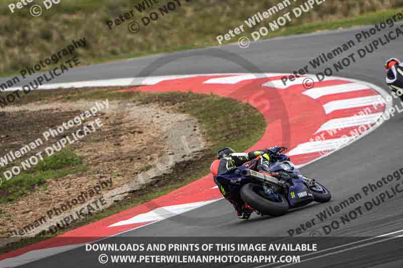 cadwell no limits trackday;cadwell park;cadwell park photographs;cadwell trackday photographs;enduro digital images;event digital images;eventdigitalimages;navarra;no limits trackdays;peter wileman photography;racing digital images;trackday digital images;trackday photos